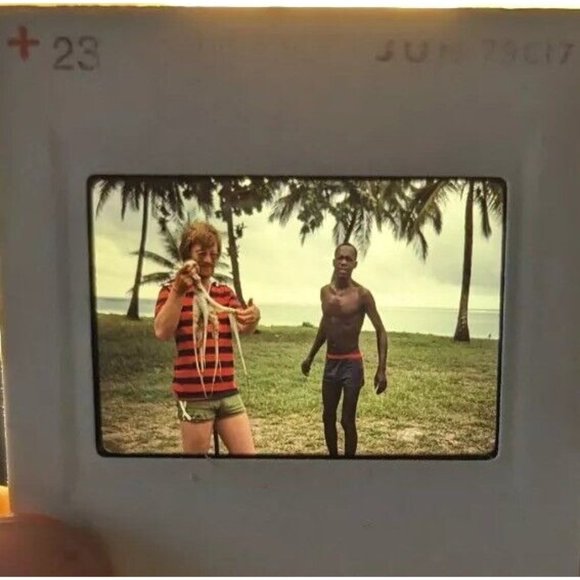 Kodachrome Slide Octopus Ocean Tourist Africa Holding Palm Trees Kodak Vtg 1979 - Picture 8 of 9